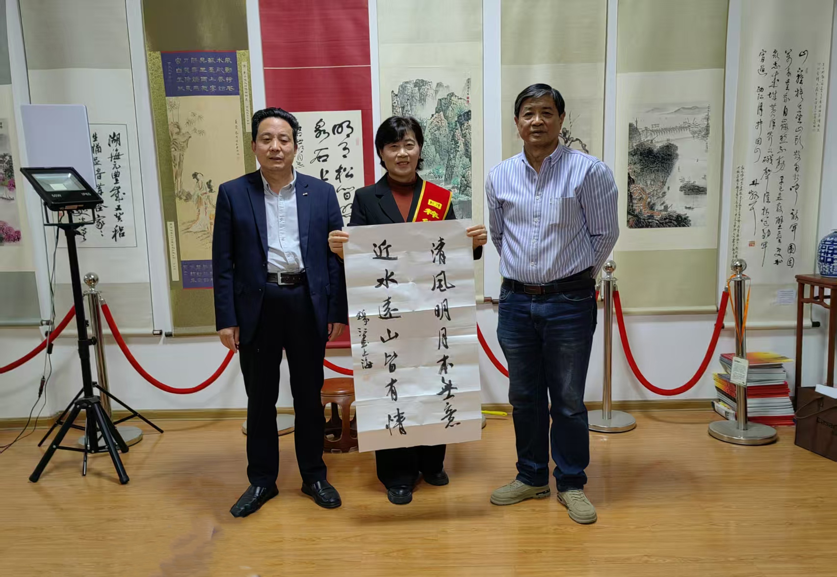 图0片1.jpg